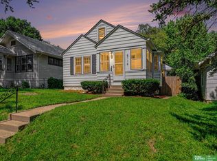 5116 Pinkney St, Omaha, NE 68104