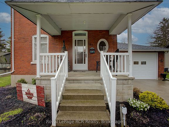 3rd image of 187 King St