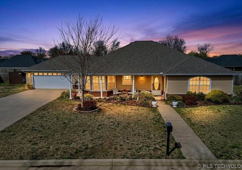 1st image of 204 Nanih Waiya Ln