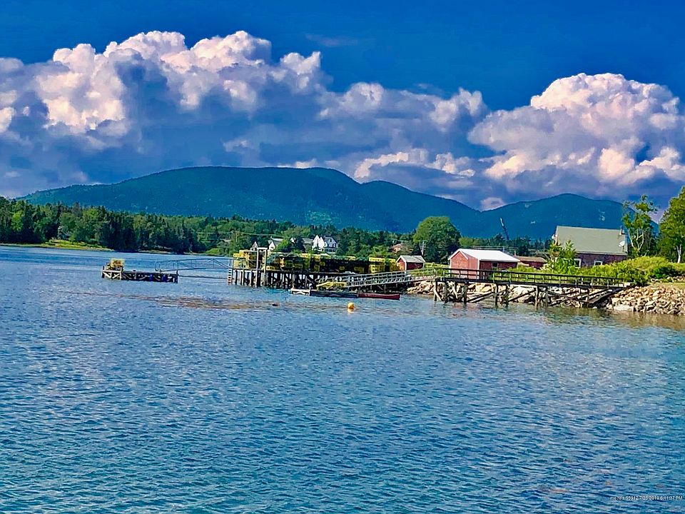 1st image of 115 Harbor Dr