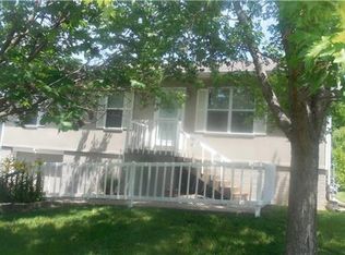 1001 Renee Lynde Dr, Pleasant Hill, MO 64080