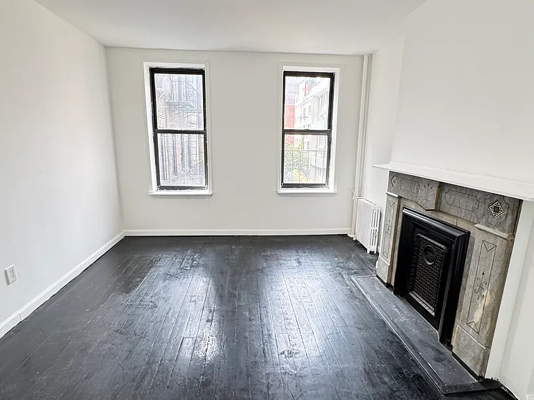 695 10th Ave #3RN — Photo 6