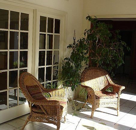 Sunny Atrium to Pool