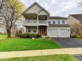 3291 Homestead Ln, Geneva, IL 60134