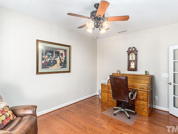 5th image of 40 Oxmoor Dr