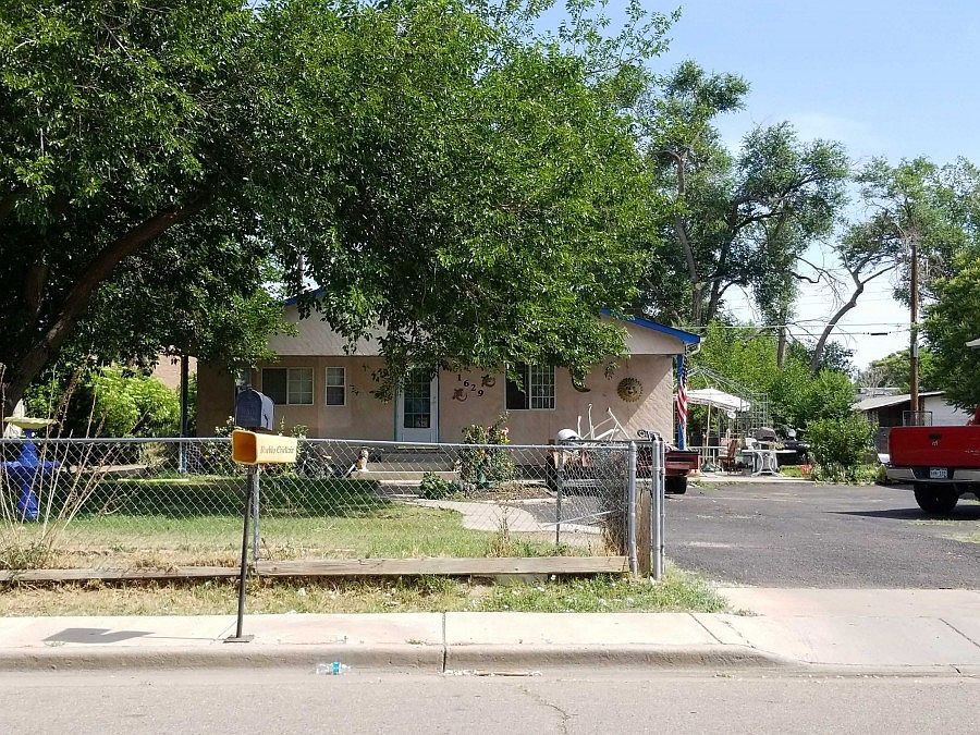 1st image of 1629 E 1st St