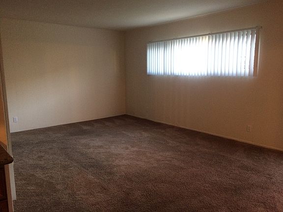 4th image of 6126 Radford Ave APT C