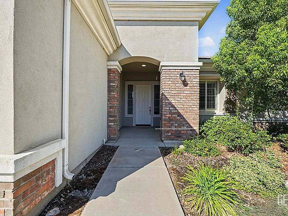 3rd image of 5704 Wisteria Valley Rd