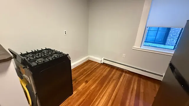 Studio, 9999 sqft, $2,495 — Photo 3