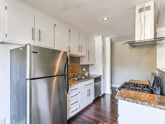 3rd image of 1605 Armacost Ave APT 202