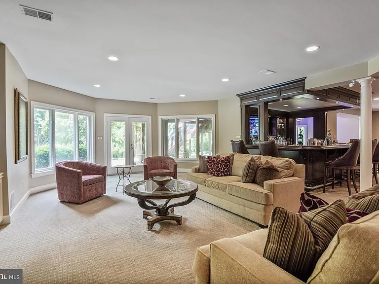 9864 Walker Glen Ct — Photo 66