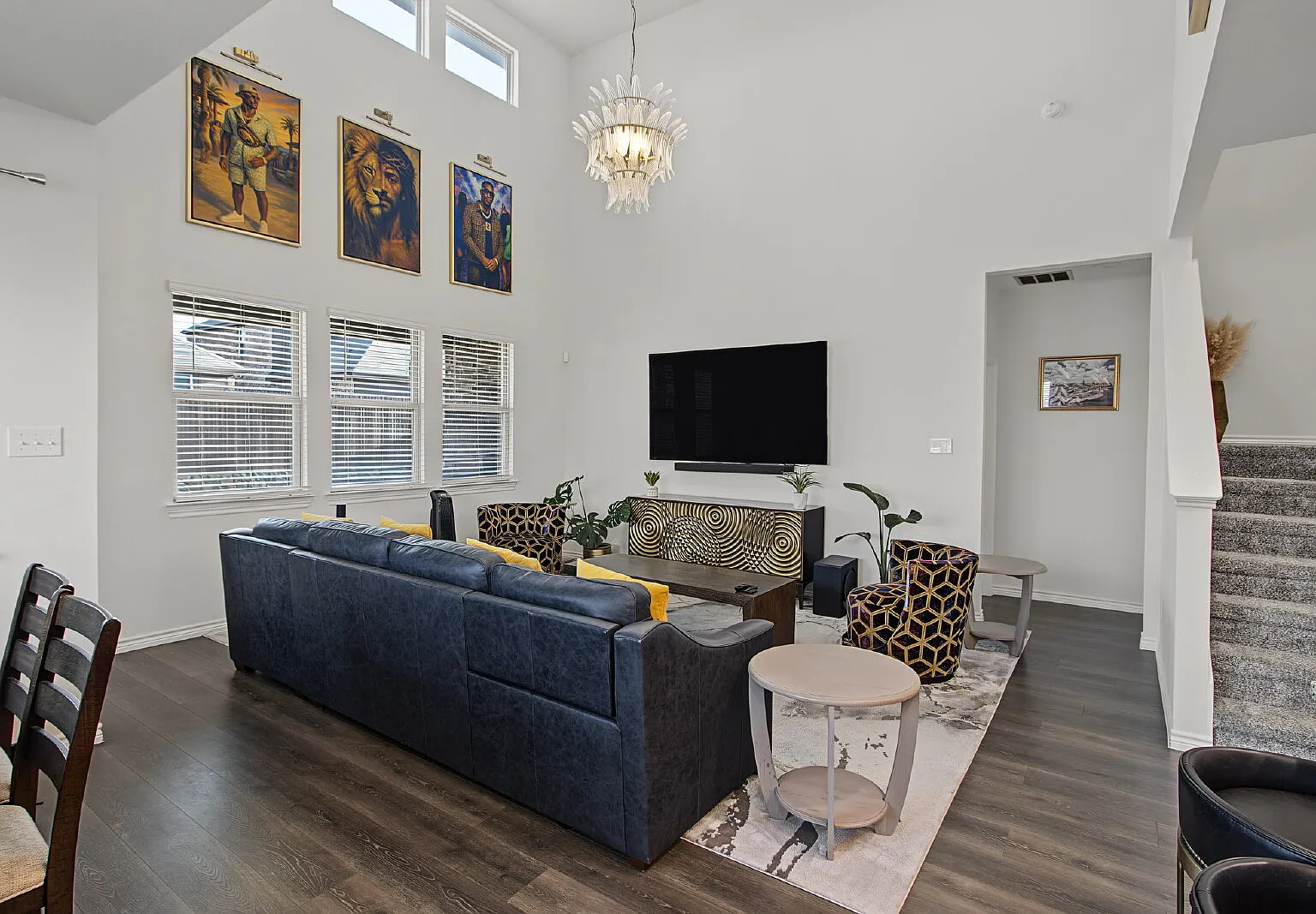 4 bed, 3.0 bath, 2193 sqft, $3,800 — Photo 4