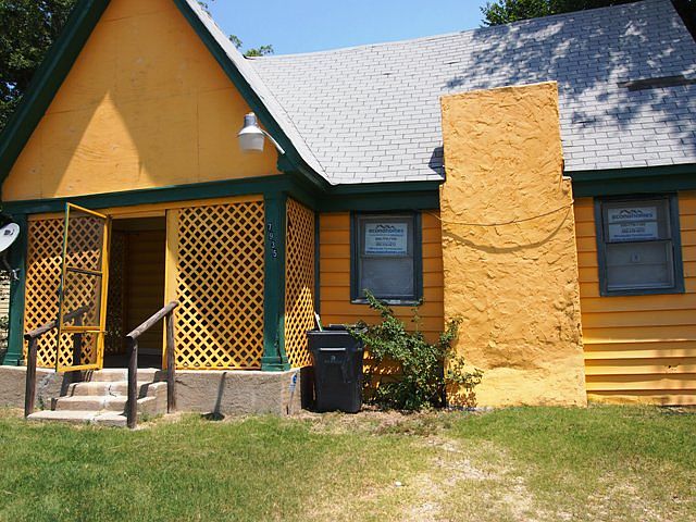 1st image of 7935 N Nassau Cir