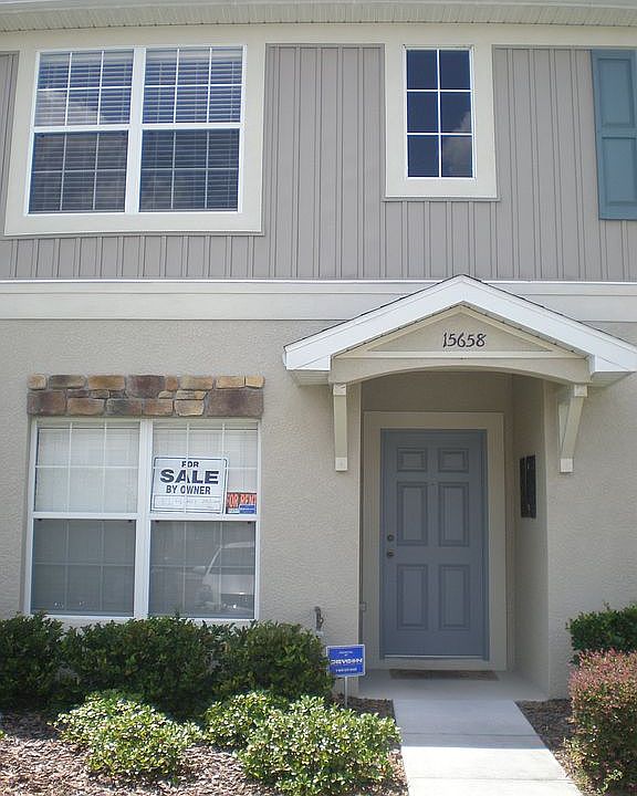 Front of Townhome