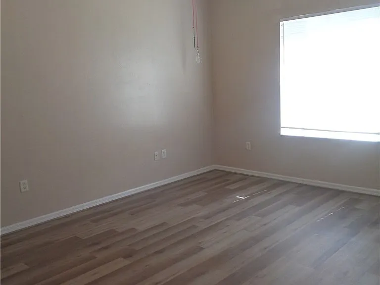 2463 Nature Pointe Loop — Photo 21