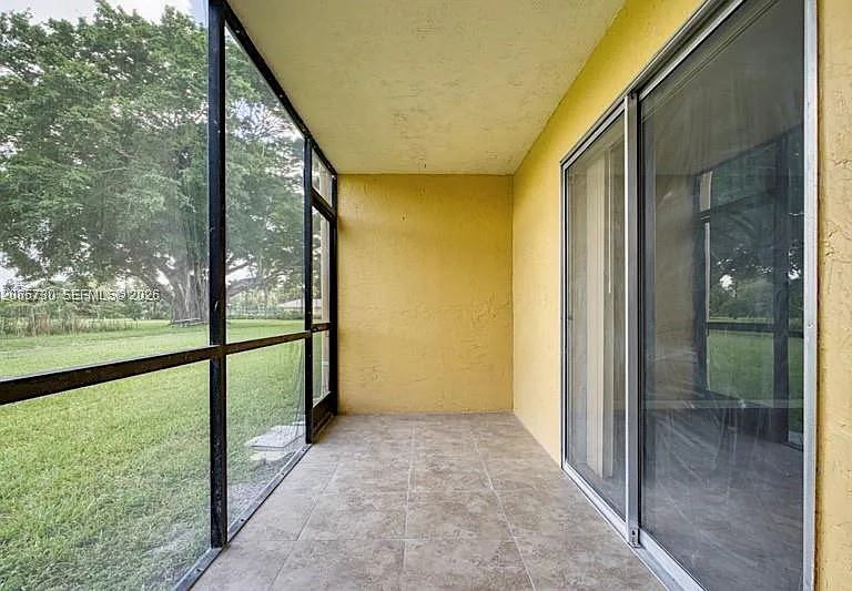 1606 Meadows Cir W #1606 — Photo 14