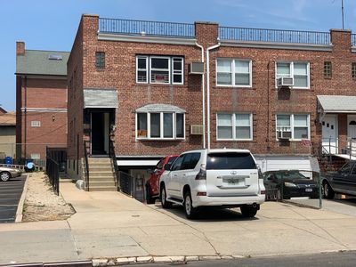 21417 43rd Ave, Bayside, NY, 11361