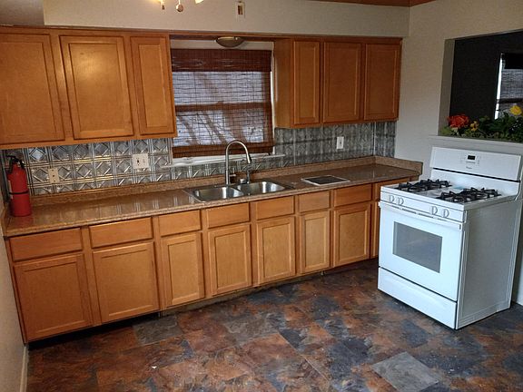 5th image of 4521 W Glendale Ave