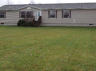 6618 Welch Rd, Yale, MI 48097