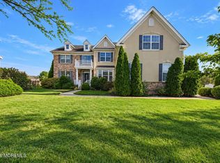 2649 Medina St, Vineland, NJ 08361