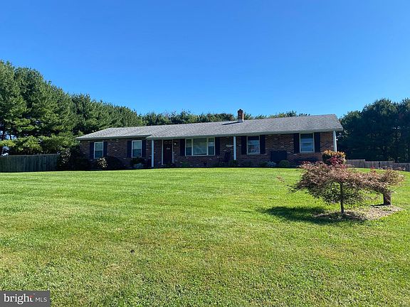 2nd image of 501 Wacousta Ct