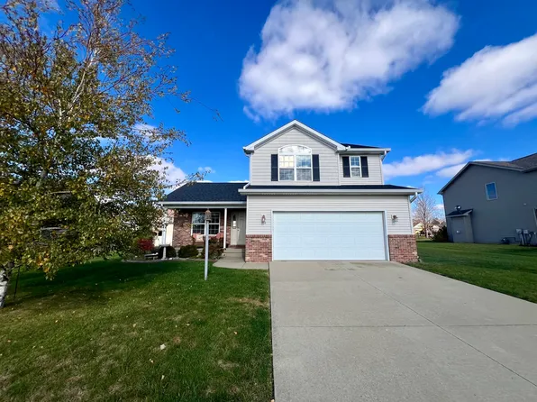 1614 Timber Wolf Ln, Mahomet, IL 61853