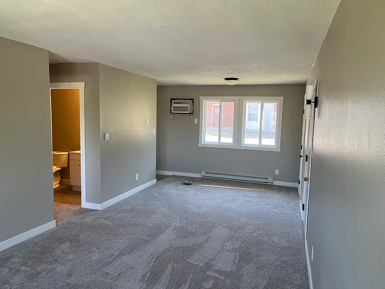1325 Cox St #1 — Photo 6