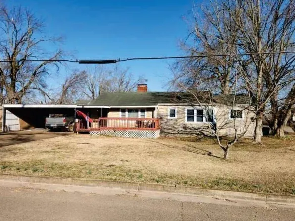 85 Fairground St, Savannah, TN 38372