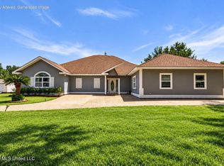701 S Hill Ct, Biloxi, MS 39532
