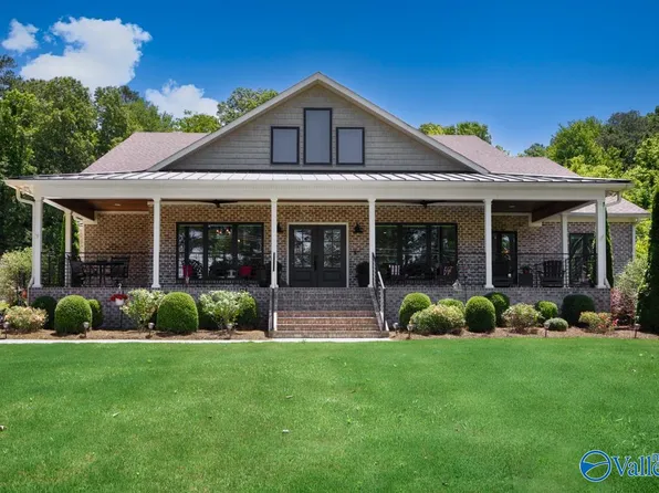 2315 Sunset Dr, Guntersville, AL 35976