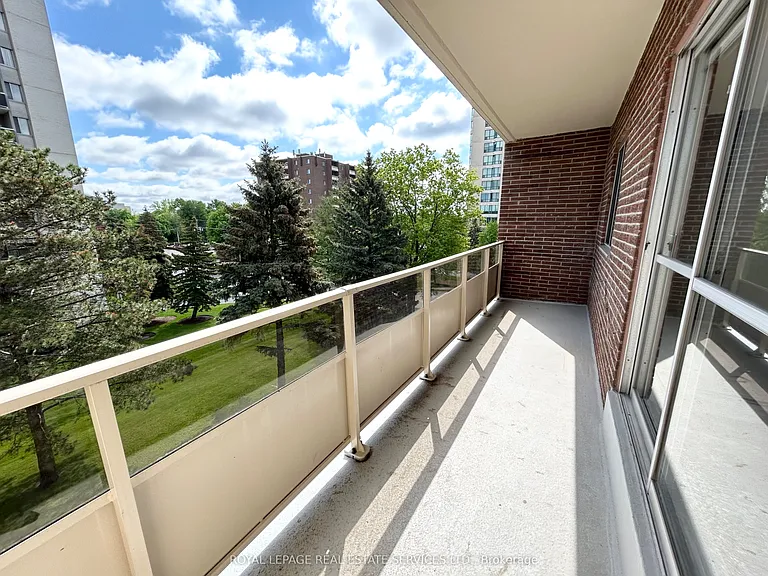 101 Millside Dr #408 — Photo 18