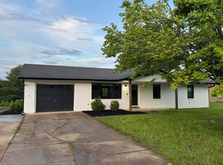 13 Ellen Kay Dr, Dry Ridge, KY 41035