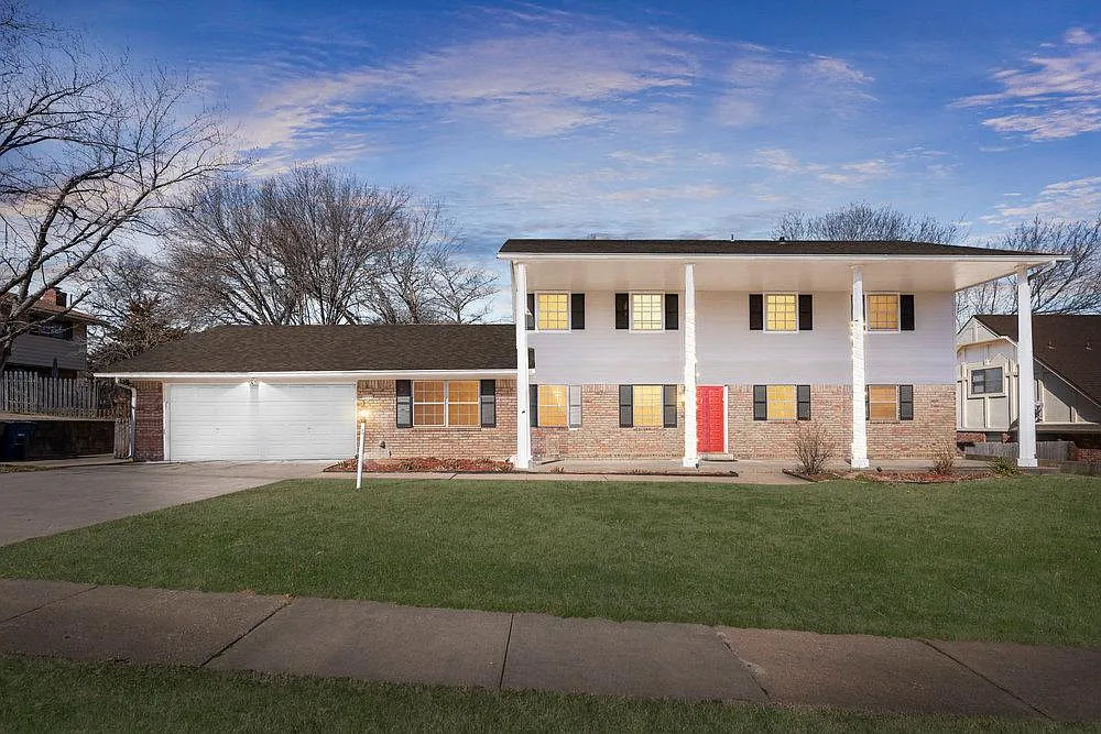 E 63rd Pl, Tulsa — Photo 1