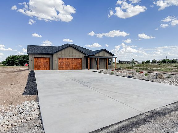 3rd image of 1710 Coyote Trail Rd