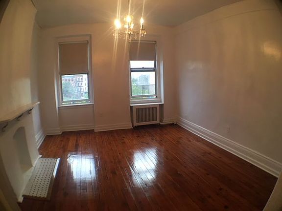 5th image of 157 E 106th St APT 7