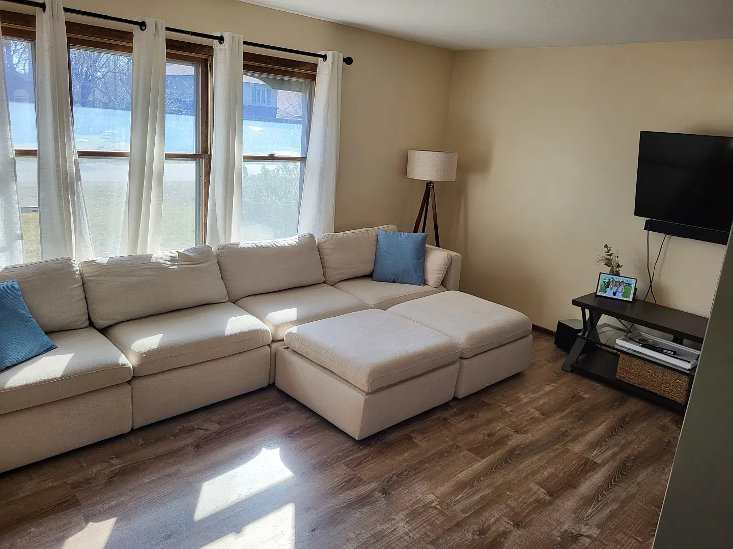 341 S Shefford St — Photo 4