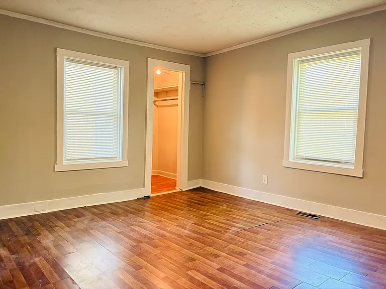 1110 Sykes St — Photo 18