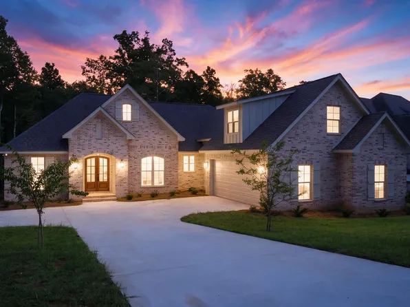 48 Buckskin Dr, Hattiesburg, MS 39402