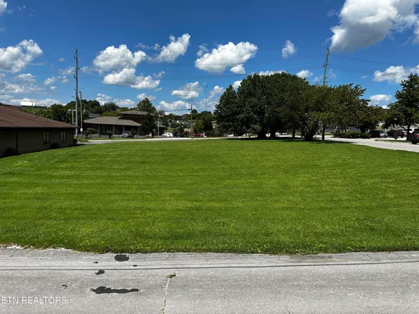 417 Clyde St, Knoxville, TN 37921