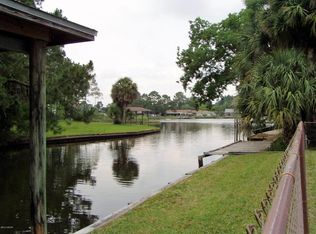 4523 N Shore Rd, Lynn Haven, FL 32444