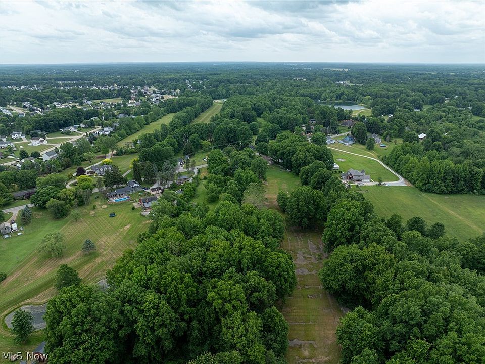 1st image of 35176 Chestnut Ridge Rd
