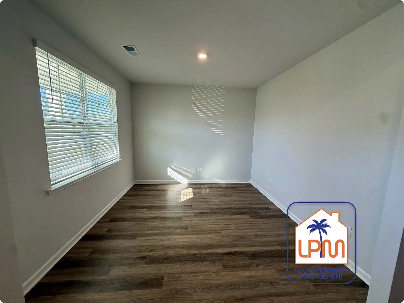 5 bed, 3.0 bath, 2511 sqft, $2,900 — Photo 3