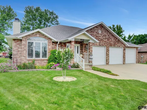 109 Oak Cir W, Milford, NE 68405