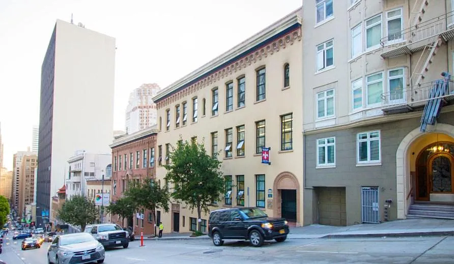 665 Pine Apartments — Photo 3