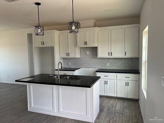 5th image of 8111 Lupita Uribe St