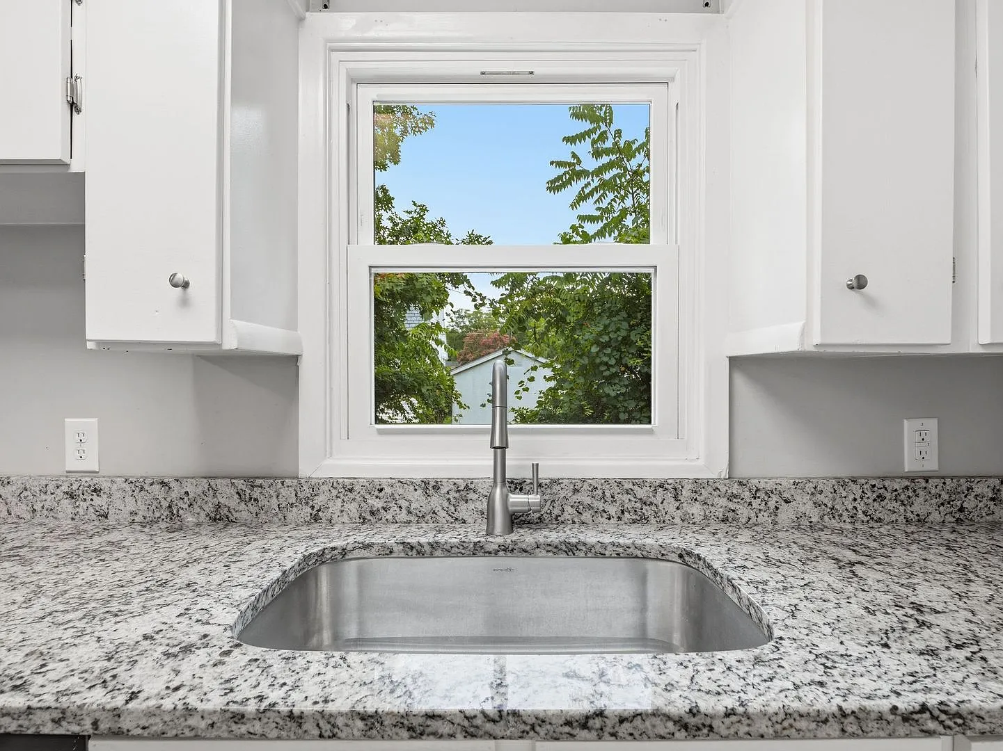 803 Starling Avenue — Photo 4