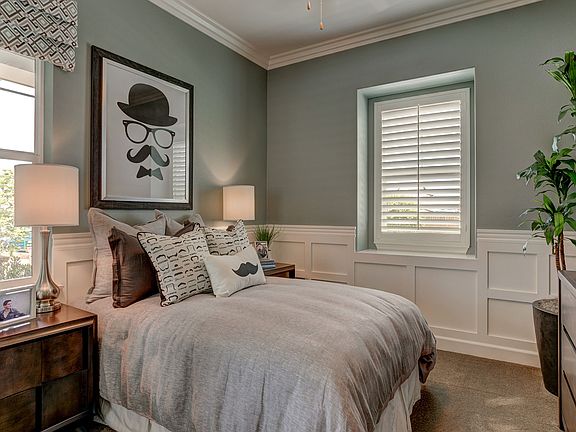 Spacious secondary bedroom