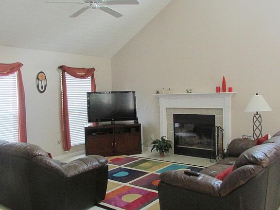 4th image of 1224 Westwood Dr