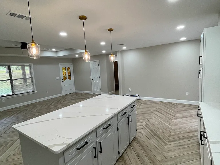104 N Woodland Dr — Photo 6