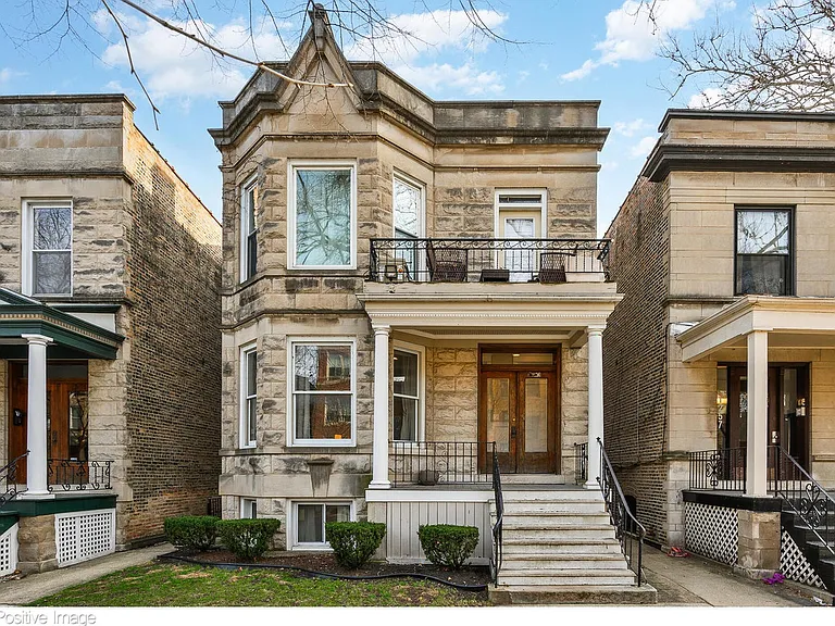 1253 W Newport Ave #G — Photo 1